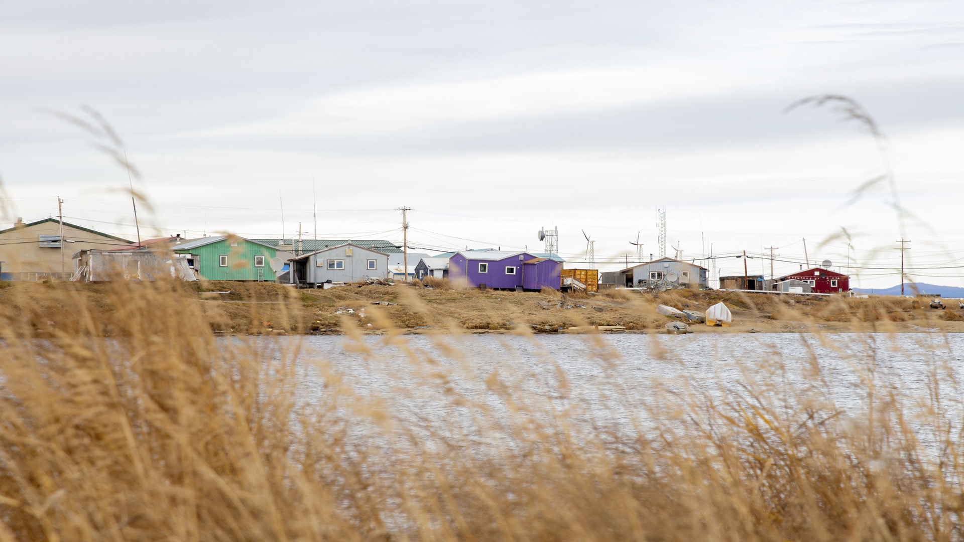 Homes by the waterside.